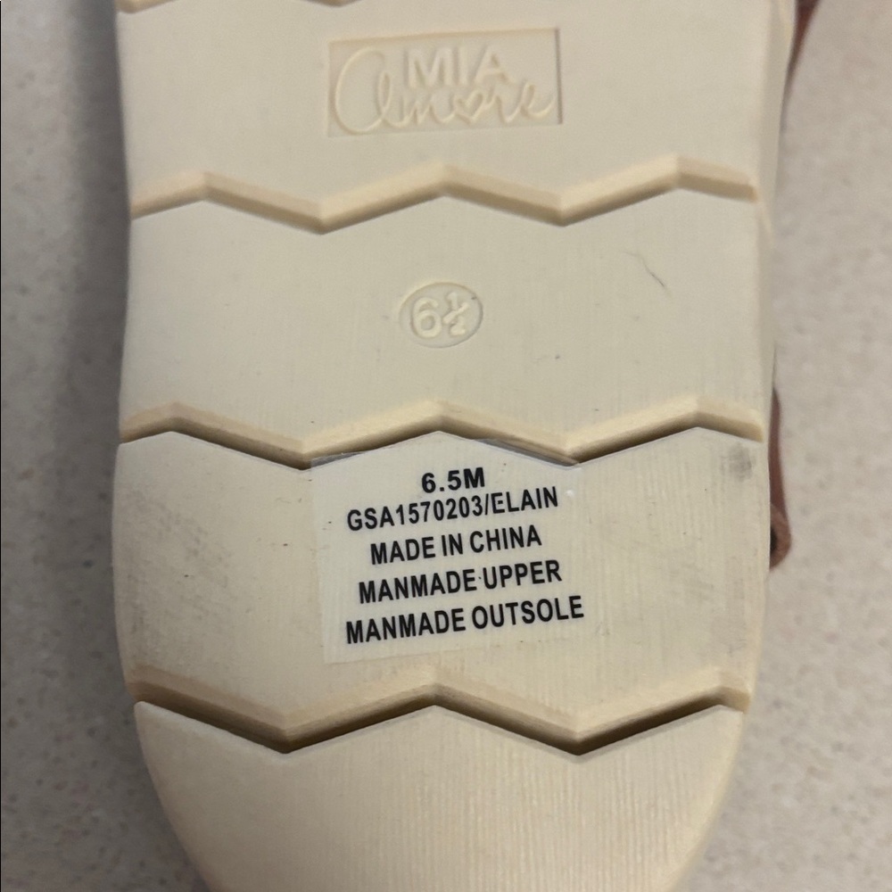 MIA Tan Leather Cross-Strap Sandals - Picture 3 of 5